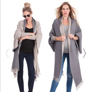 Seraphine reversible nursing shawl